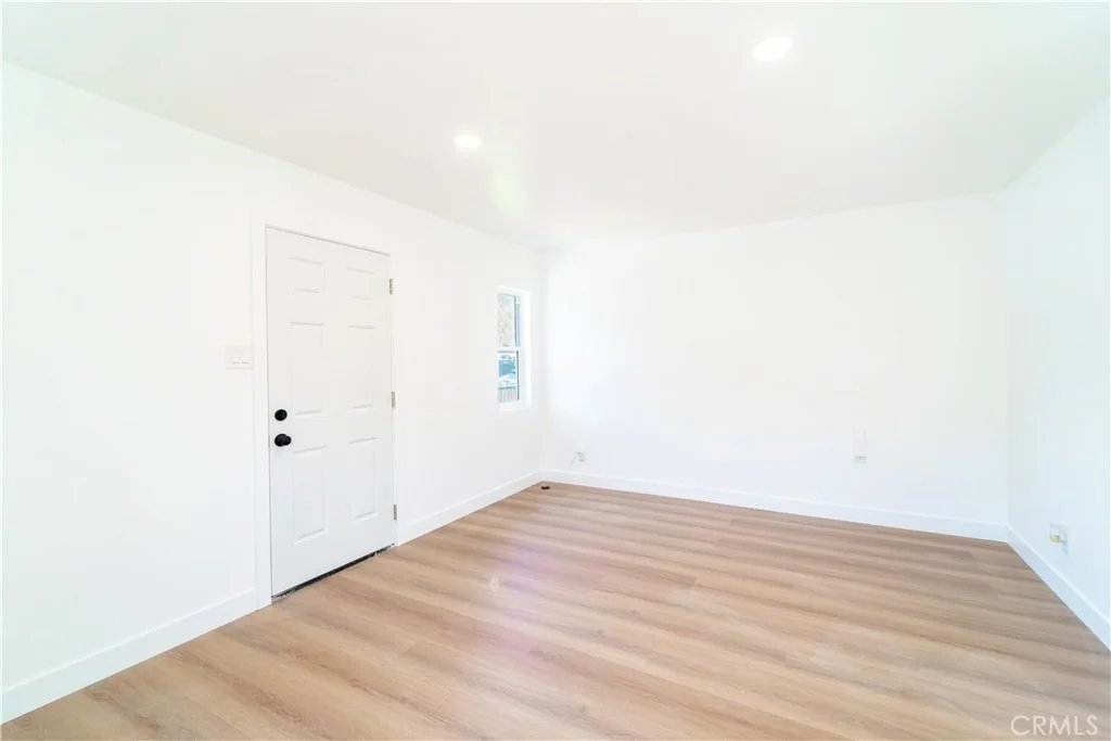 Photo of 13300 S Largo