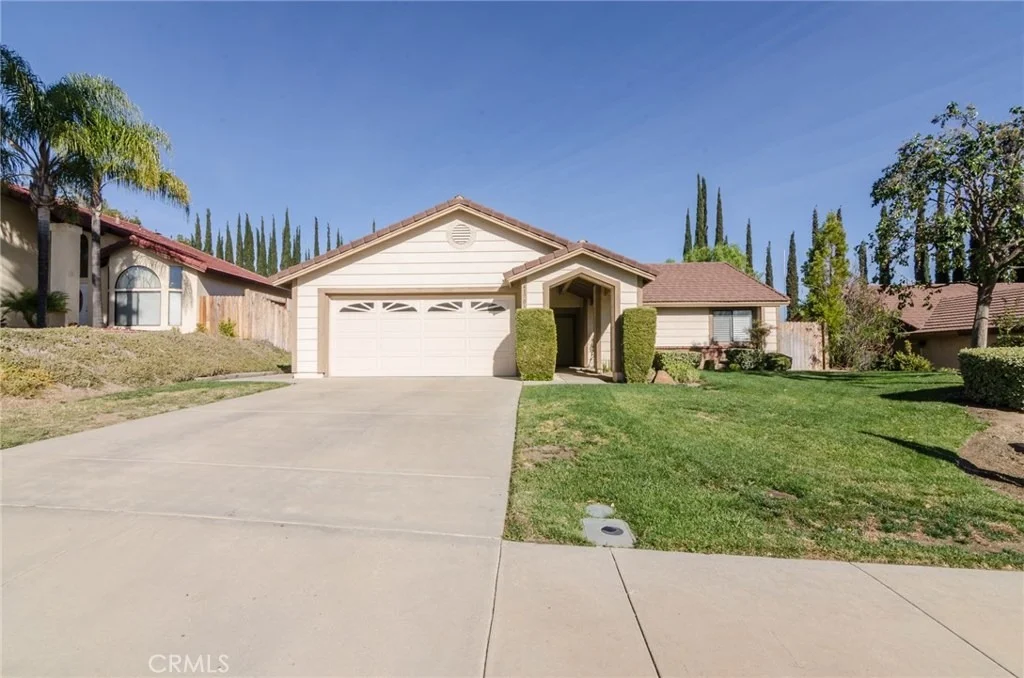 Photo of 41708 Chenin Blanc Court