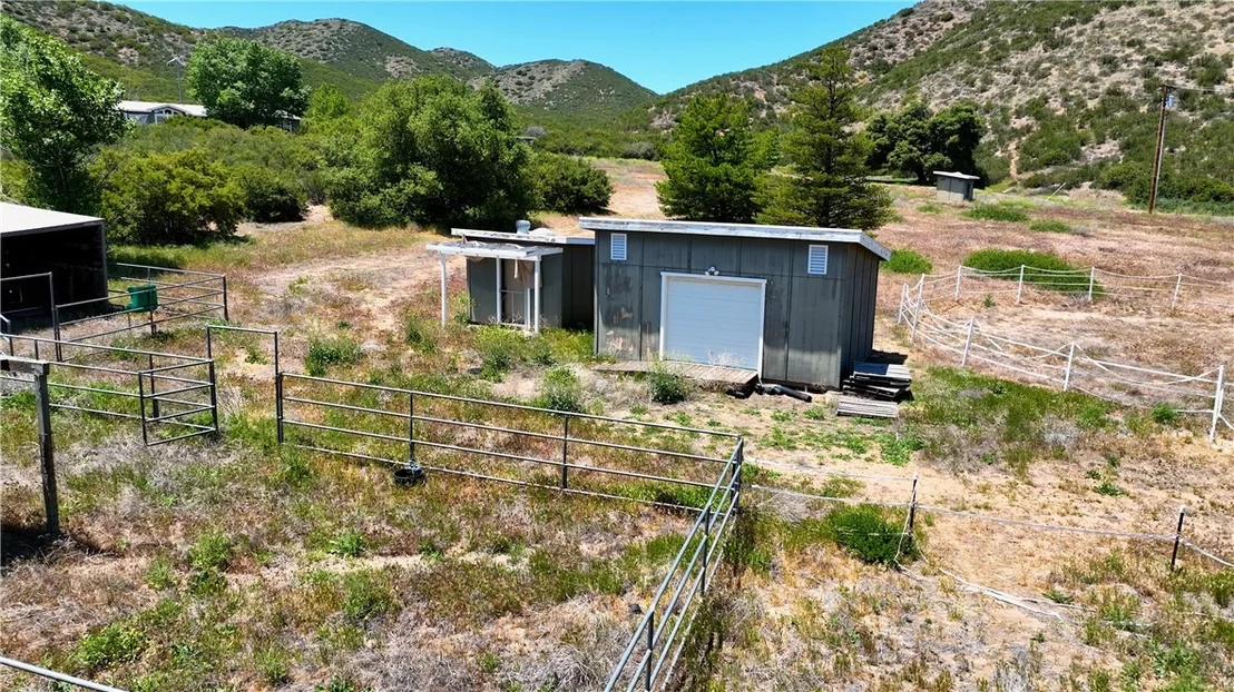 Photo of 36255 Grapevine Canyon Road