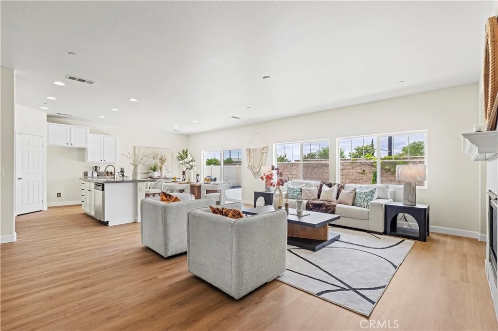 Photo of 6895 Riverglen Court