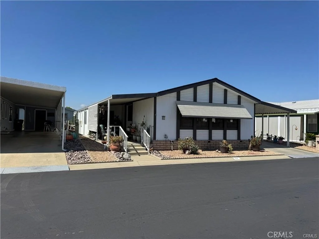 Photo of Unit 87 at 24600 Mountain