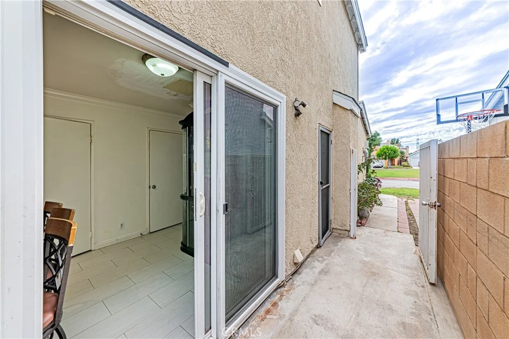 Photo of 13038 Parkview