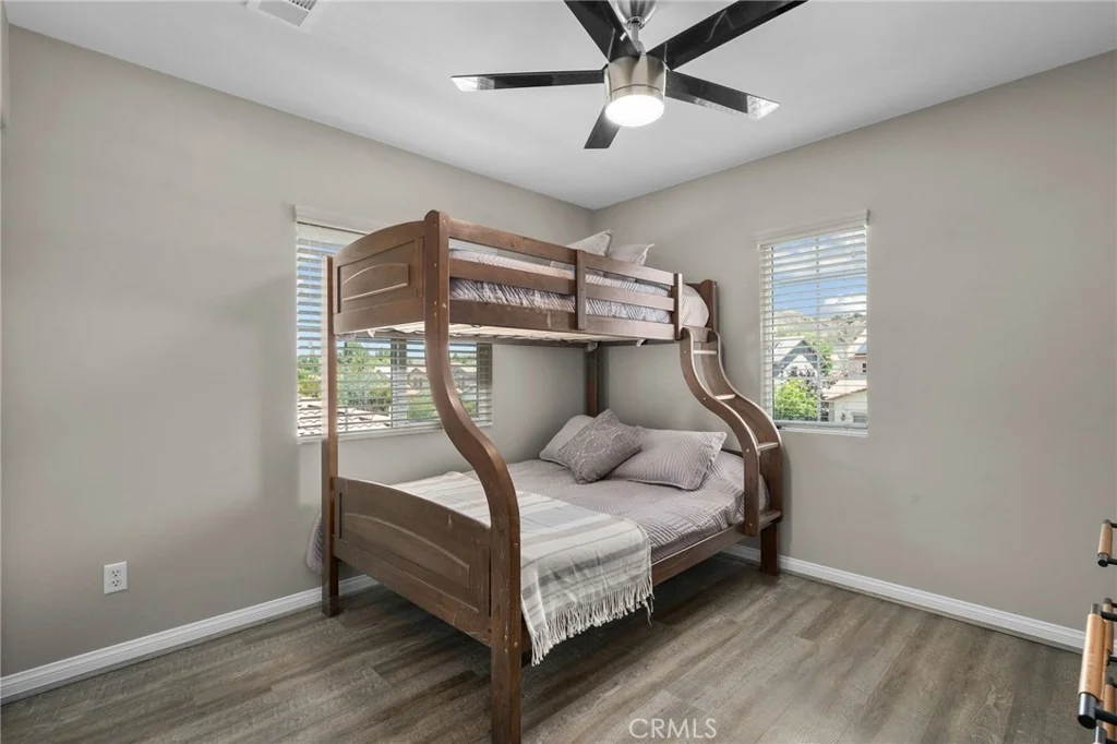 Photo of 34293 Crenshaw