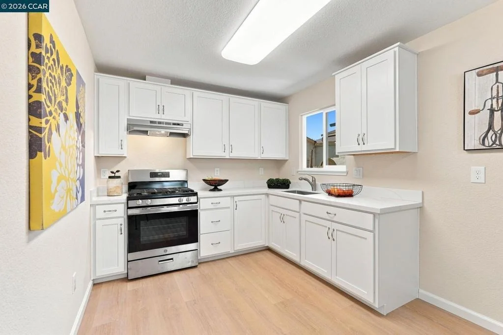 Photo of 215 W 12th Street