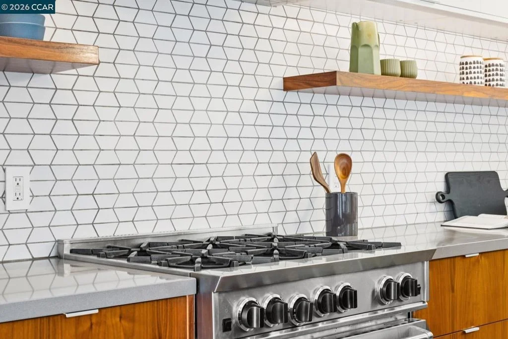 Photo of 1237 Lancashire Dr