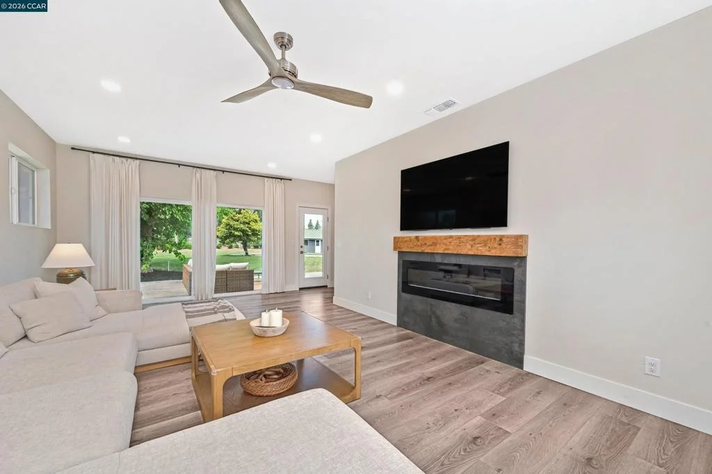 Photo of 4246 Laird Rd