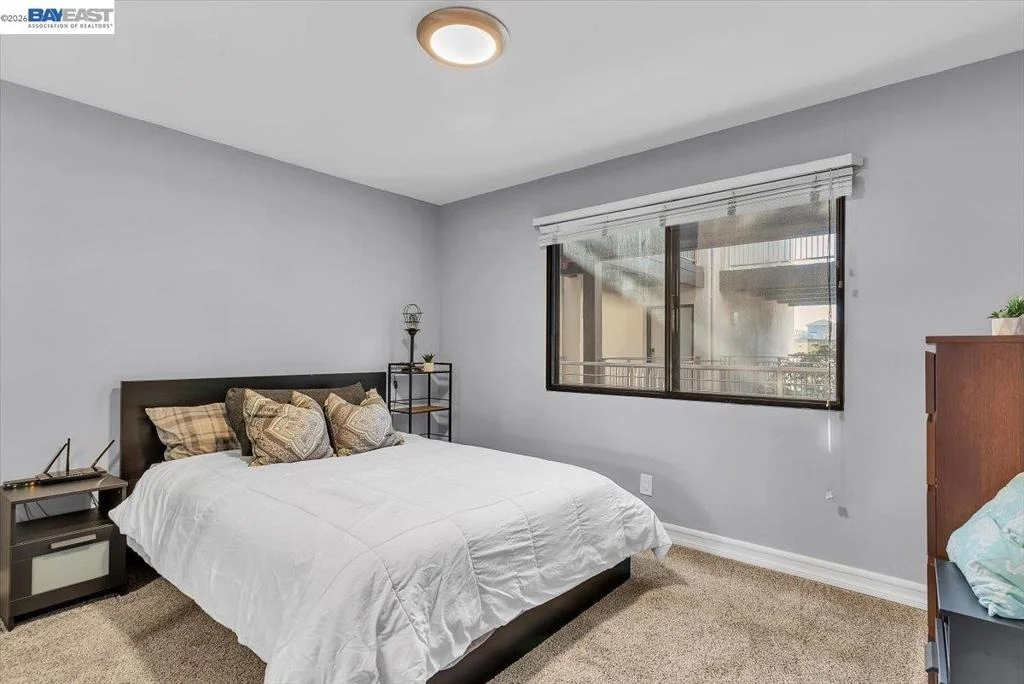 Photo of Unit 312 at 7 Embarcadero