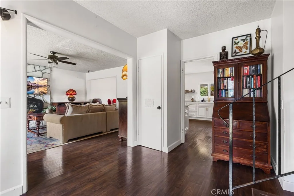 Photo of 2367 Deerhorn Dr