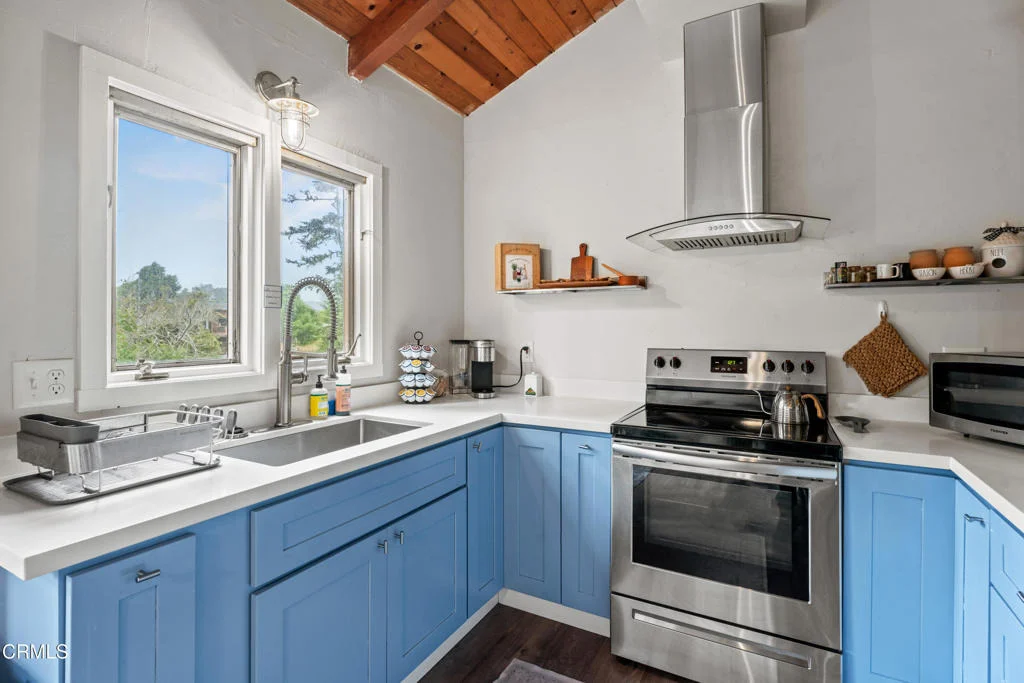 Photo of 15741 Forest View Road
