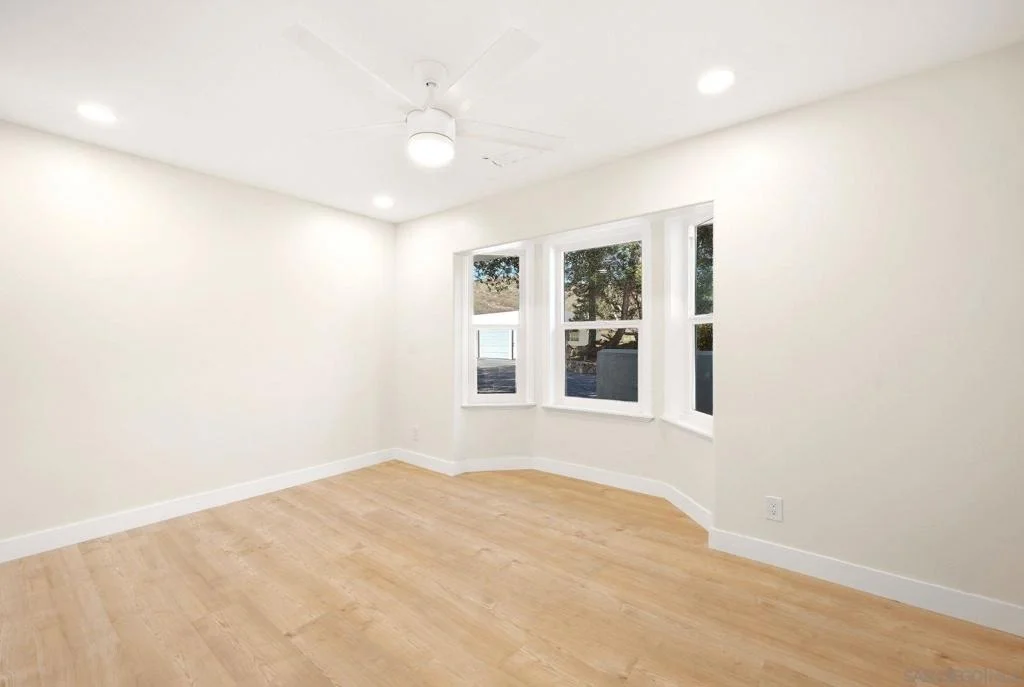 Photo of 2073 Willow Glen