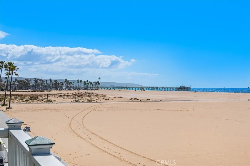 Photo of 522 W Oceanfront