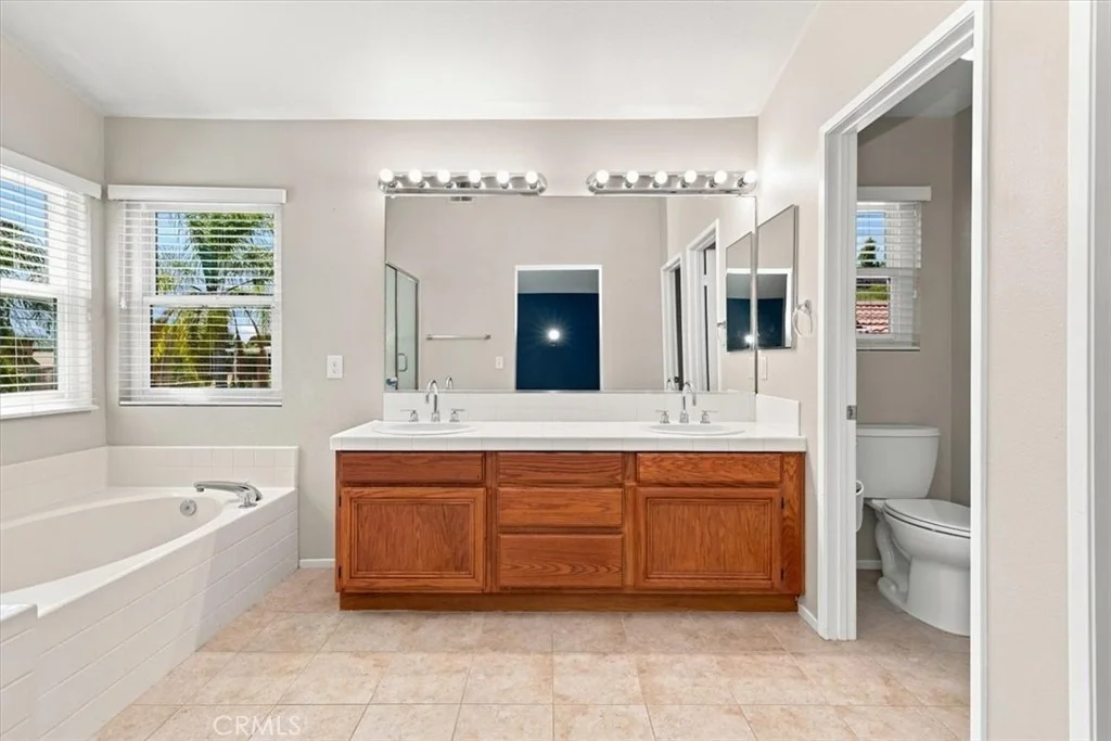 Photo of 39785 Naples