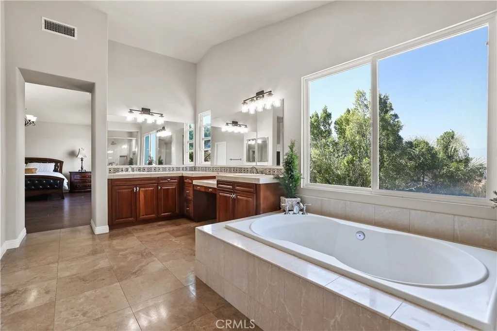 Photo of 1055 Lowry Ranch