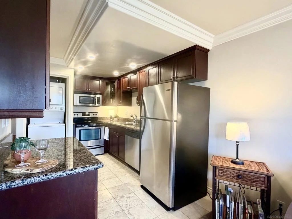 Photo of Unit D at 124 Elder