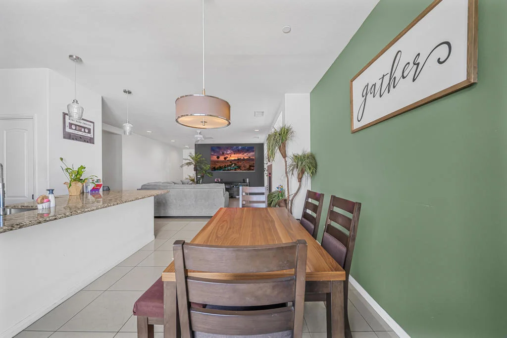 Photo of 52520 Avenida Herrera