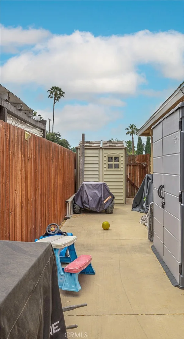 Photo of 8614 Camelia