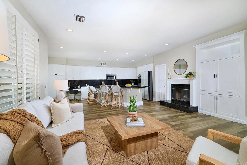 Photo of 2360 Avenida Helecho