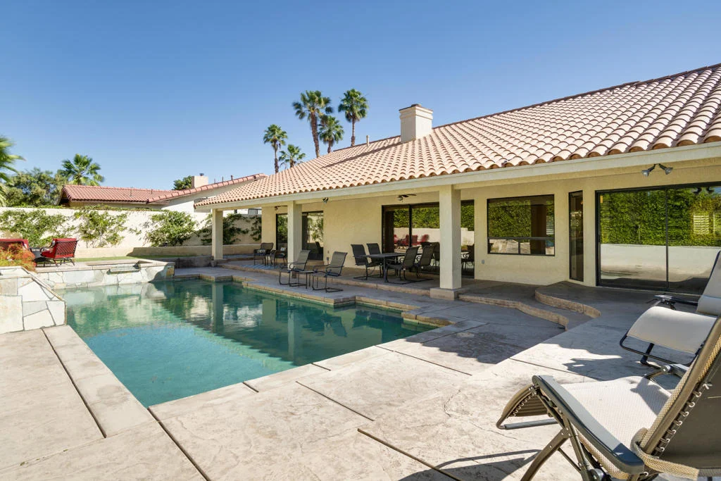 Photo of 42825 Caballeros Drive