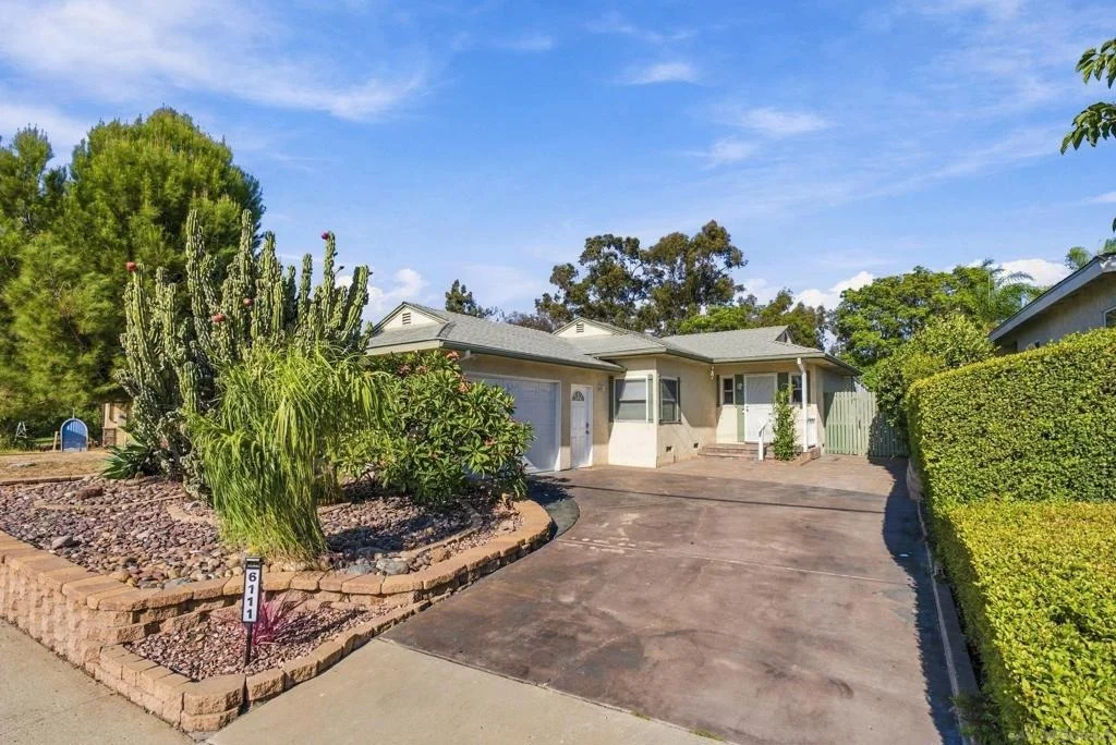 Photo of 6111 Amarillo