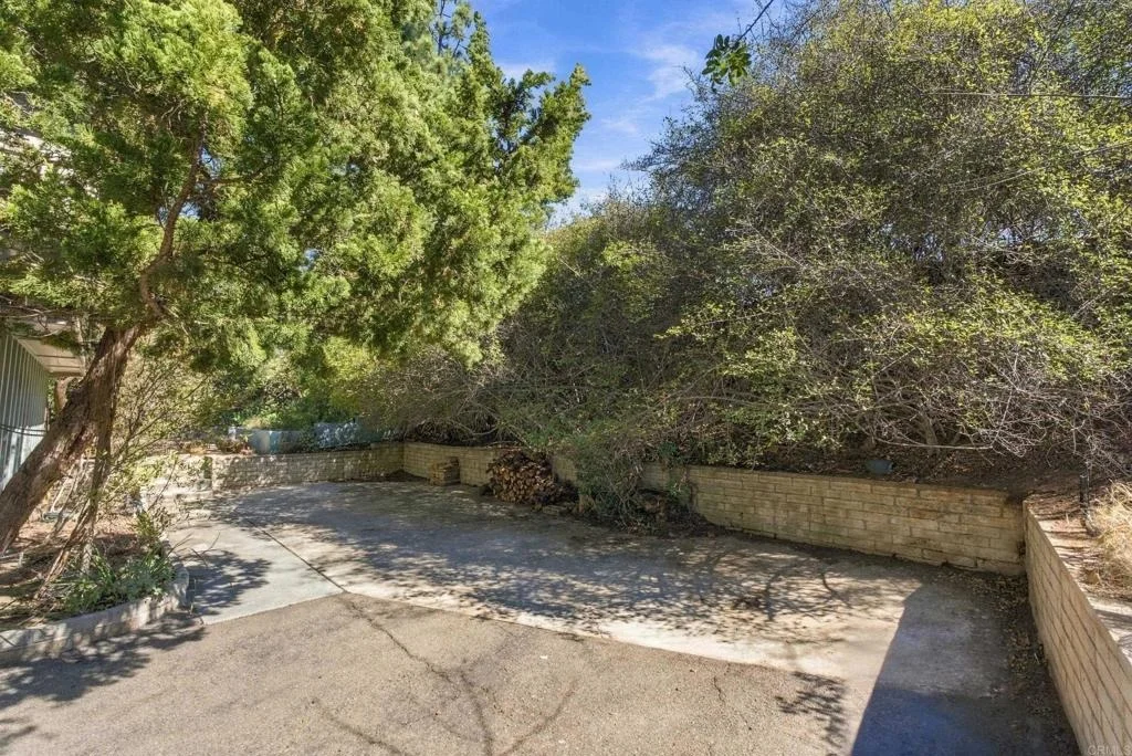 Photo of 4525 Lyons Drive