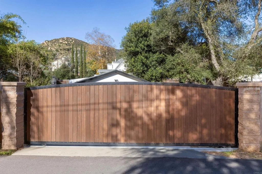Photo of 10292 Canyon Dr.