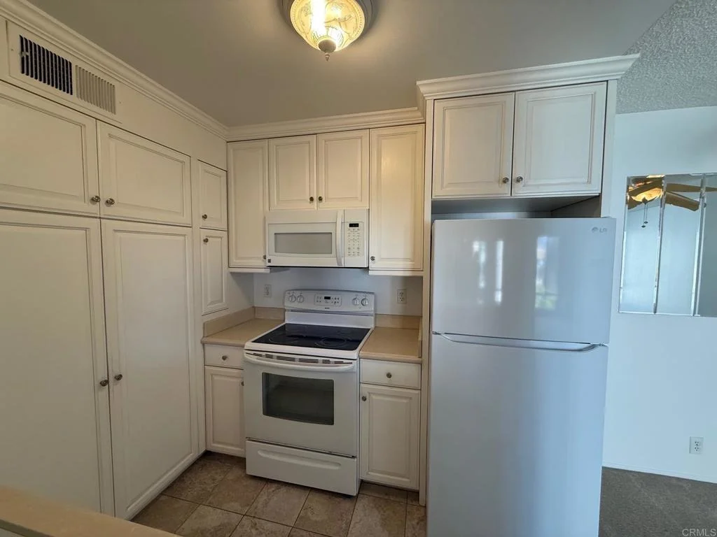 Photo of Unit 402 at 5708 Baltimore Drive