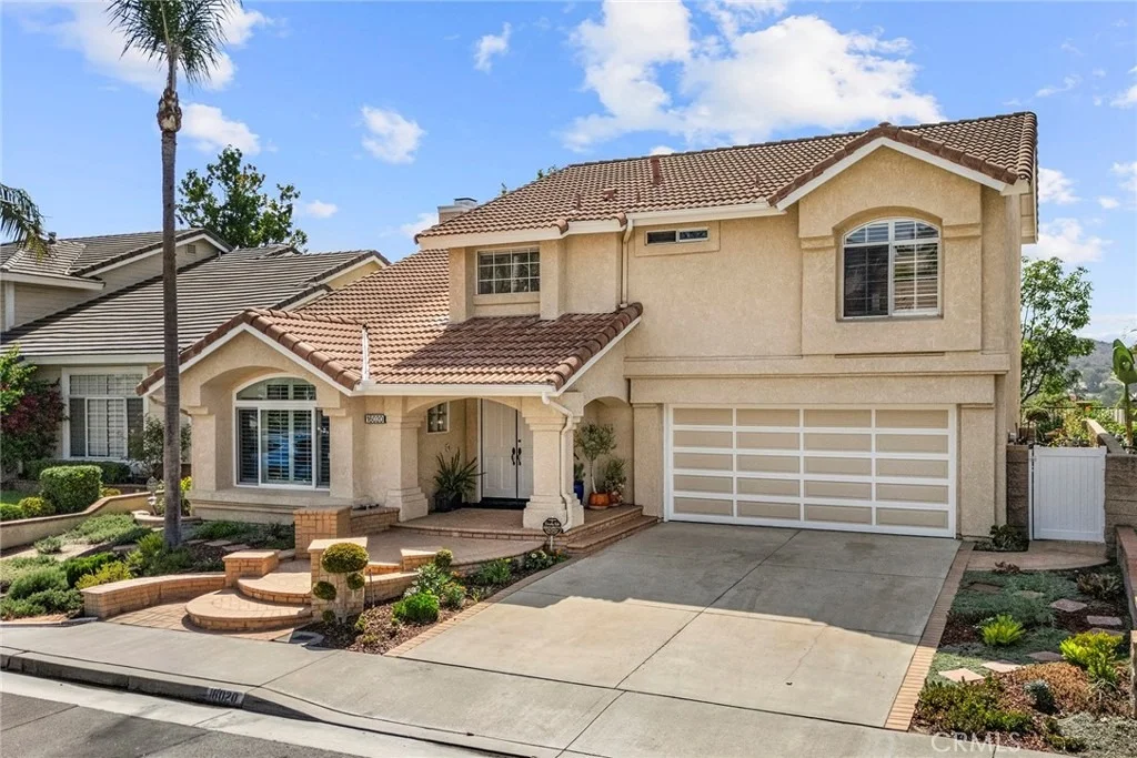 Photo of 16020 Ridgeview Lane