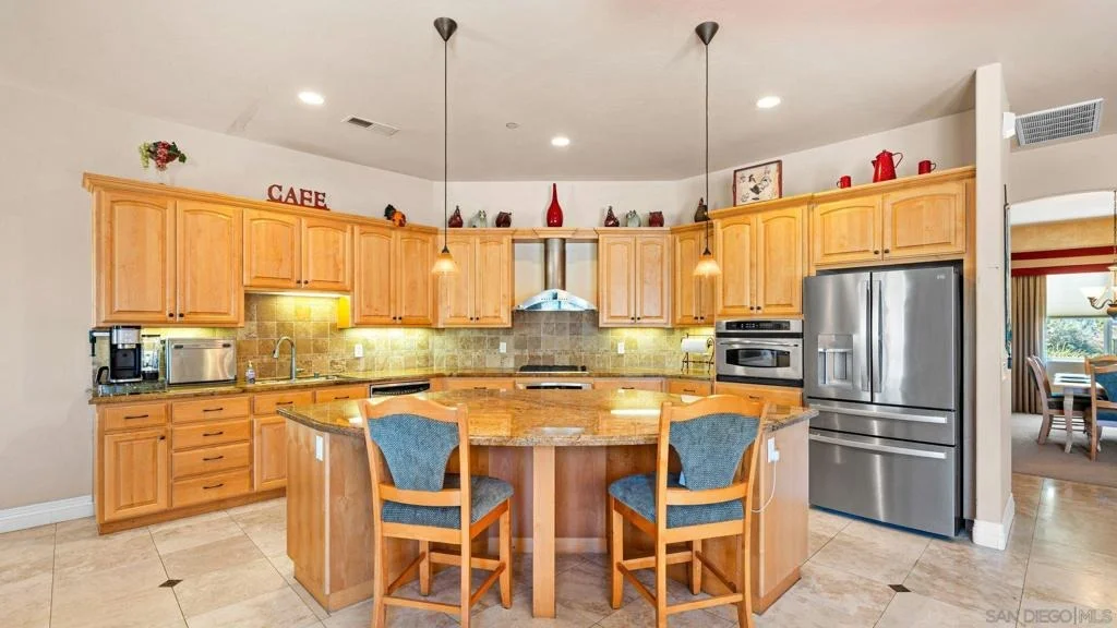 Photo of 1485 Santa Fe Hills