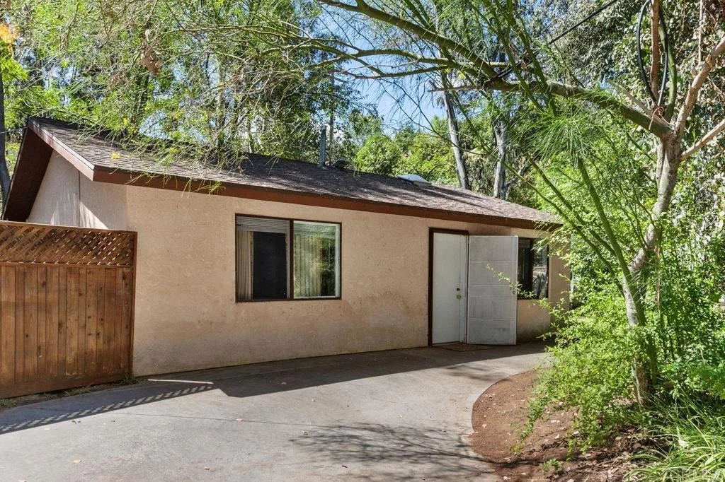 Photo of 29560 Lilac Road