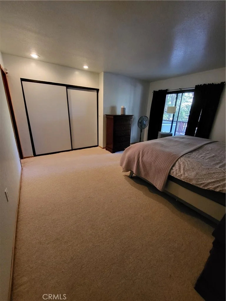 Photo of 24812 Lake Gregory