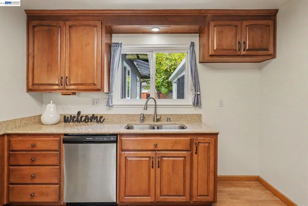 Photo of 998 Wagoner Dr
