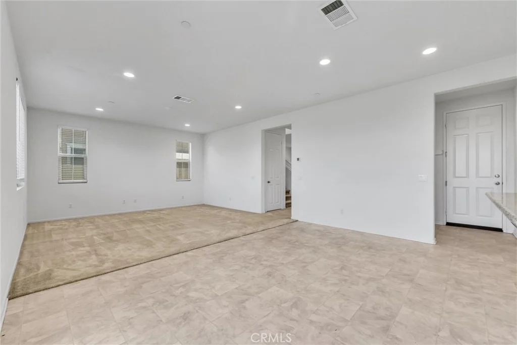 Photo of 29109 Sunforest