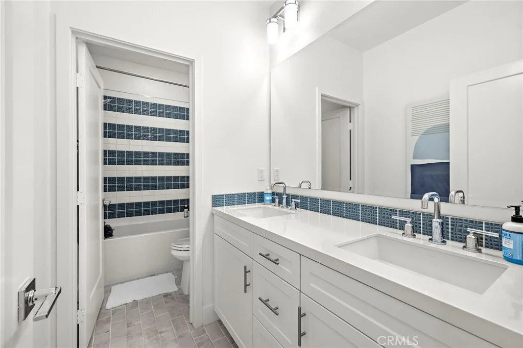 Photo of 655 Leonard Drive
