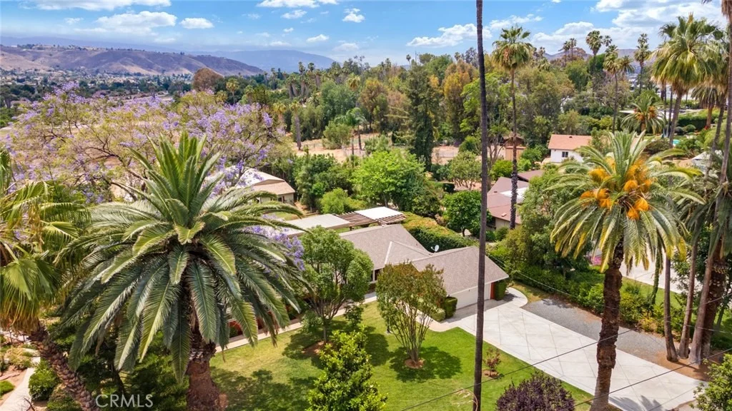 Photo of 2886 Mcallister