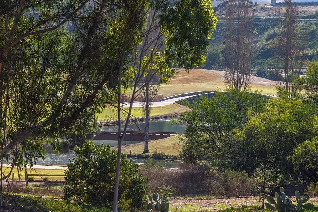 Photo of 4972 San Elijo