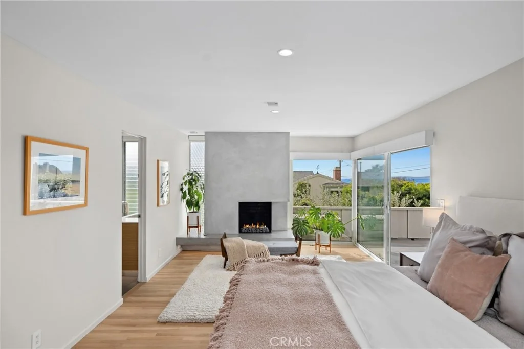 Photo of 1900 Catalina Street