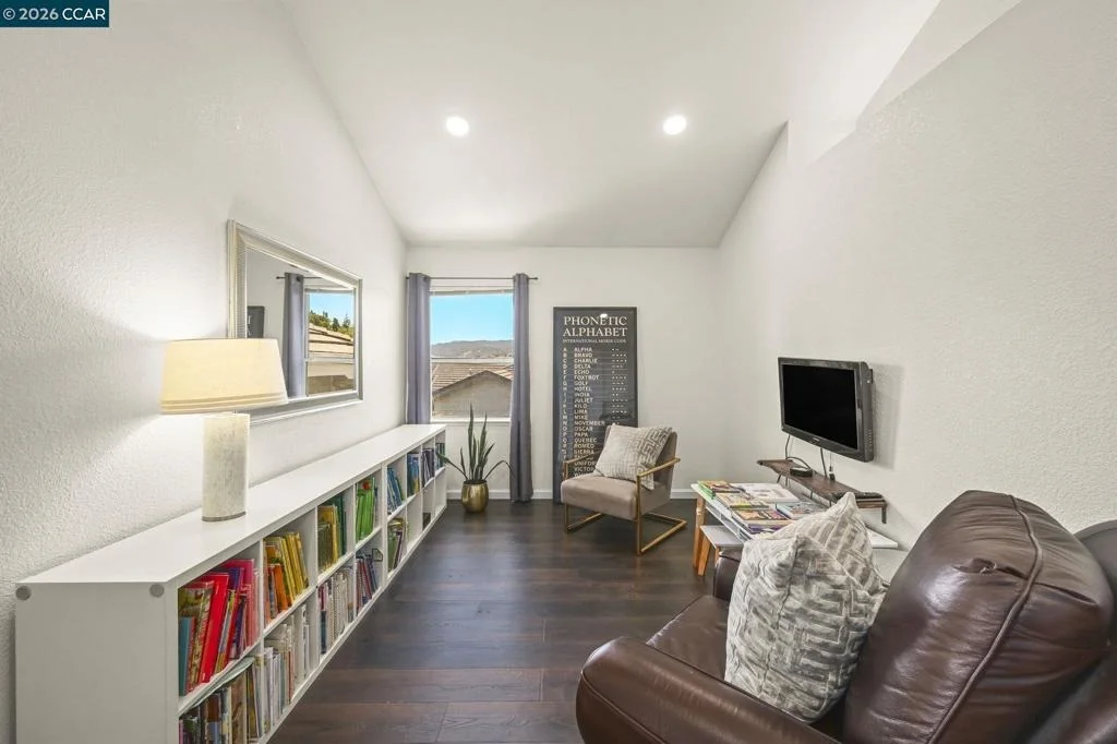 Photo of 8254 Creekside Drive