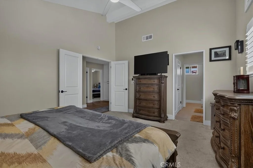 Photo of 2279 Shirley
