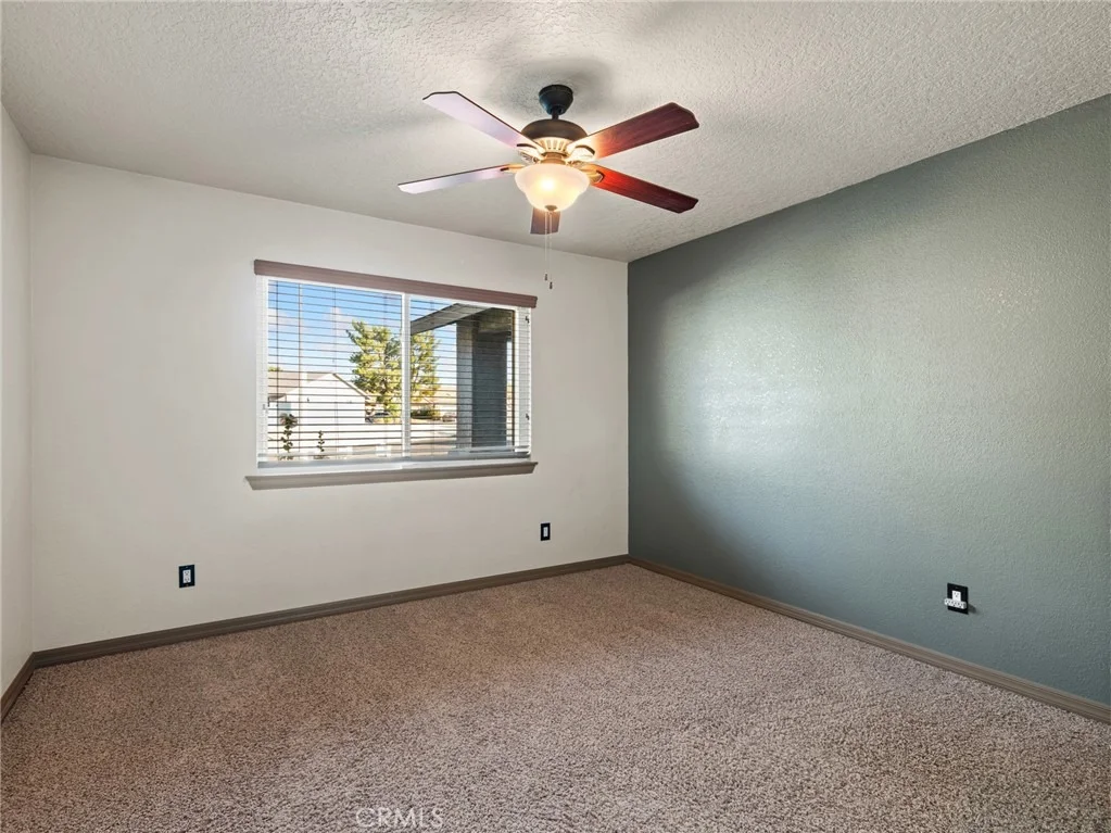 Photo of 15850 Elcona