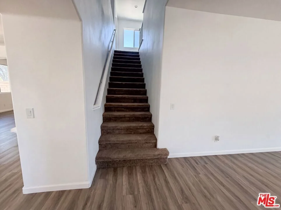 Photo of 3147 W Lingard Street