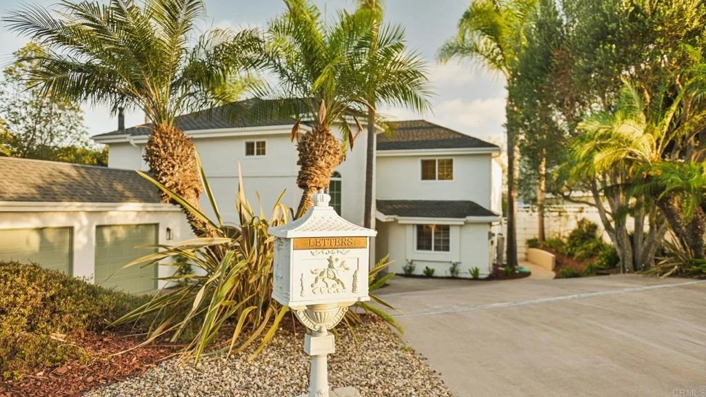 Photo of 2399 Ivy Road