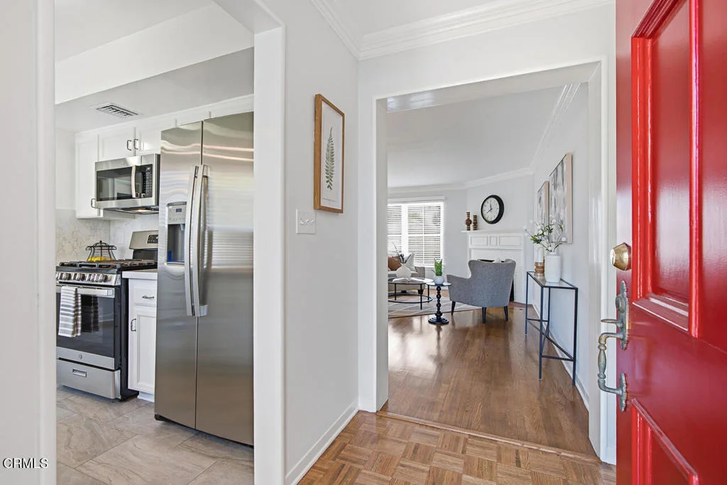 Photo of 1010 Roxbury Drive