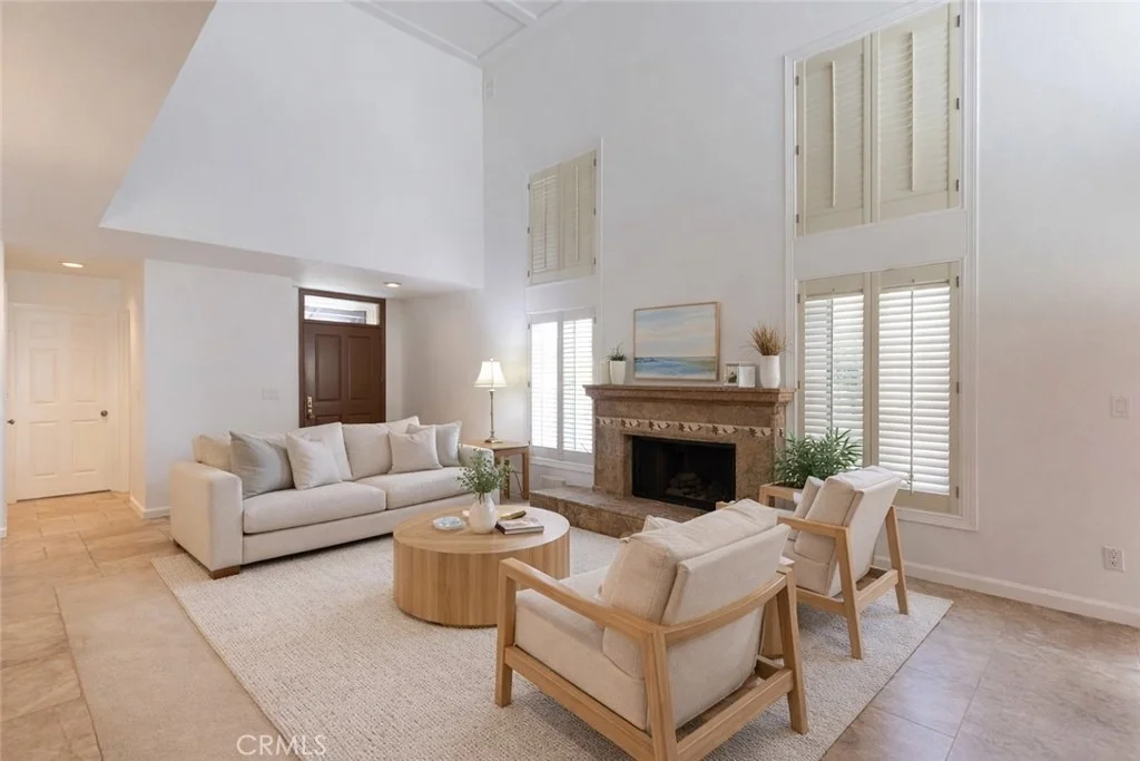 Photo of 5755 Avenida Estoril