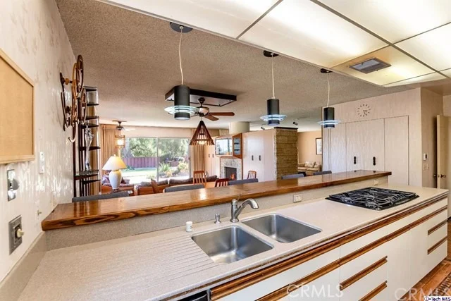 Photo of 2301 Chapman Road