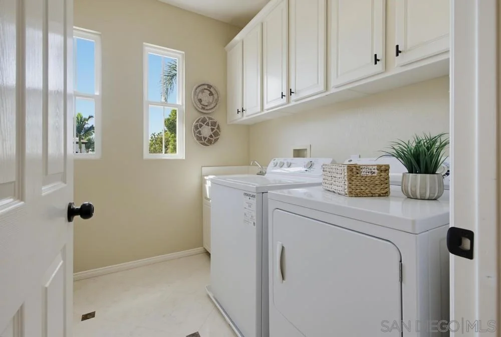 Photo of 1241 White Sands Dr.