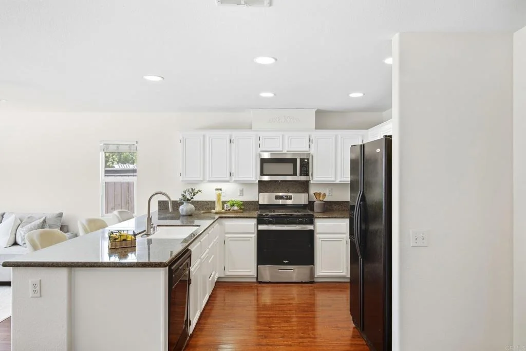 Photo of 1009 Longfellow Court