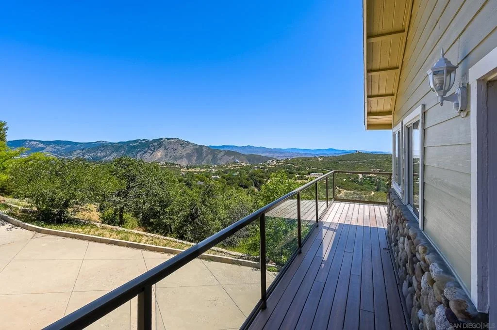 Photo of 1577 Oak Land