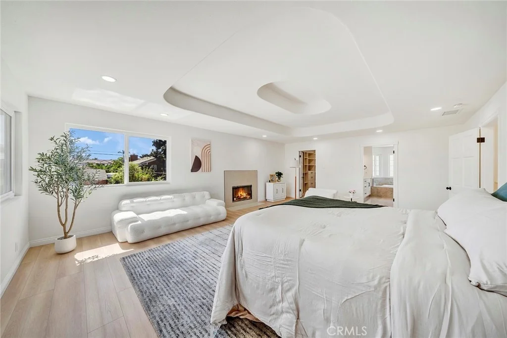 Photo of 188 W Arthur Avenue