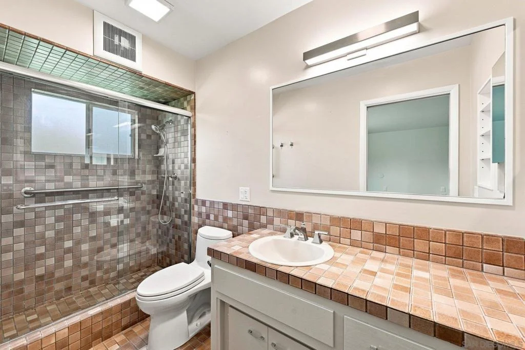 Photo of 2790 Palomino