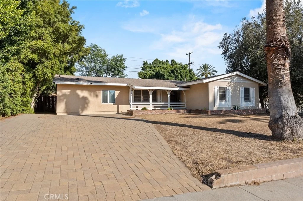 Photo of 3058 Flanders